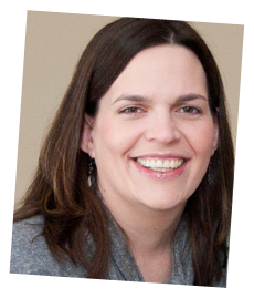 Emily Pascual's headshot